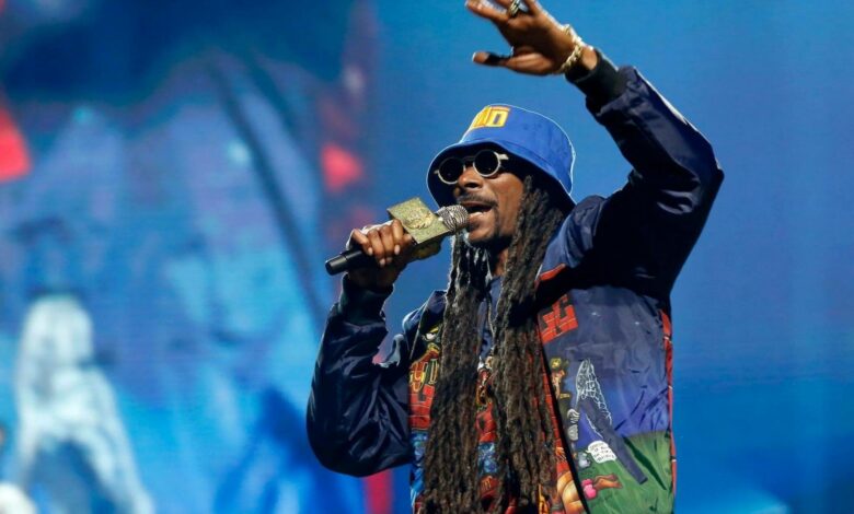 Snoop Dogg Cancels All 2022 International Performances Due To Scheduling Conflicts